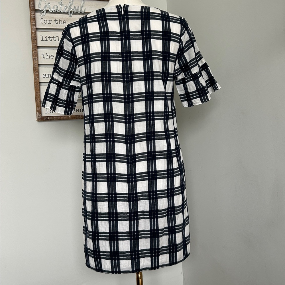 Madewell | Leighton Plaid Bell Sleeve V Neck Dress - Picture 2 of 12